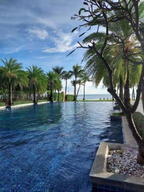 Marrakesh Hau Hin Residences Beach front